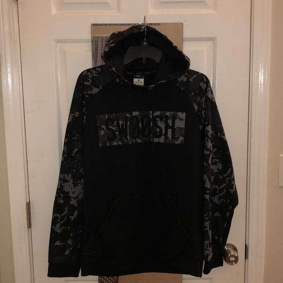 nike camo swoosh hoodie